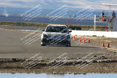 media/Nov-16-2025-CalClub SCCA (Sun) [[2975c16dfc]]/Group 6/Turn 1/